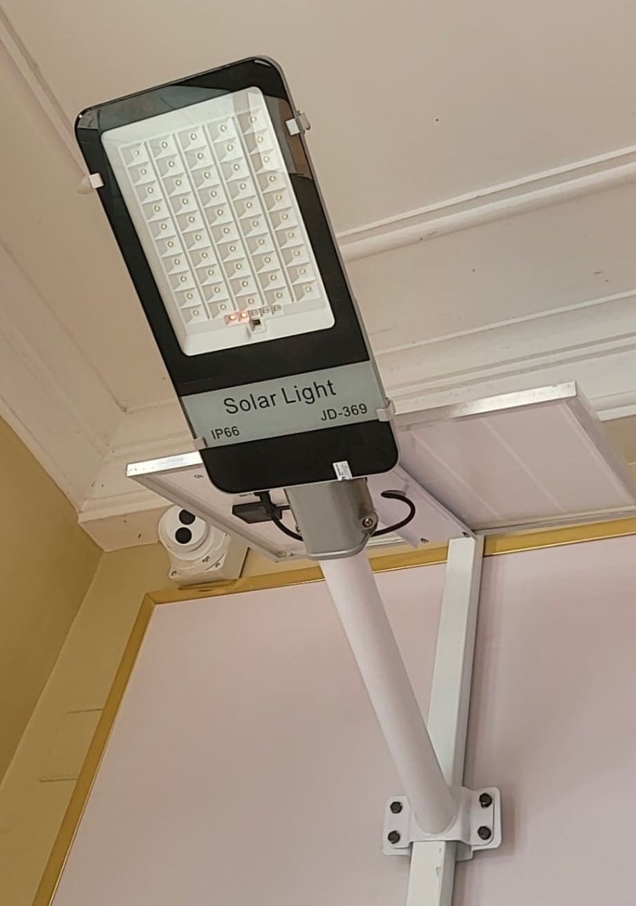 Đèn LED chiếu sáng đường đi NLMT giá rẻ JD-369